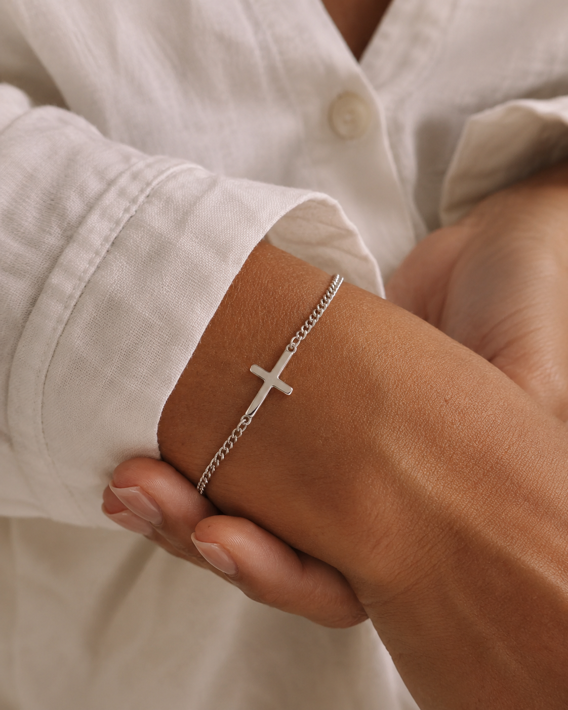 PULSERA CRUZ ETERNA