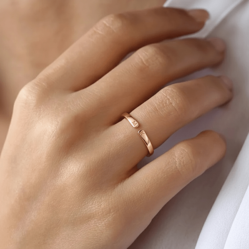 Anillo ajustable con inicial - vittoria stile