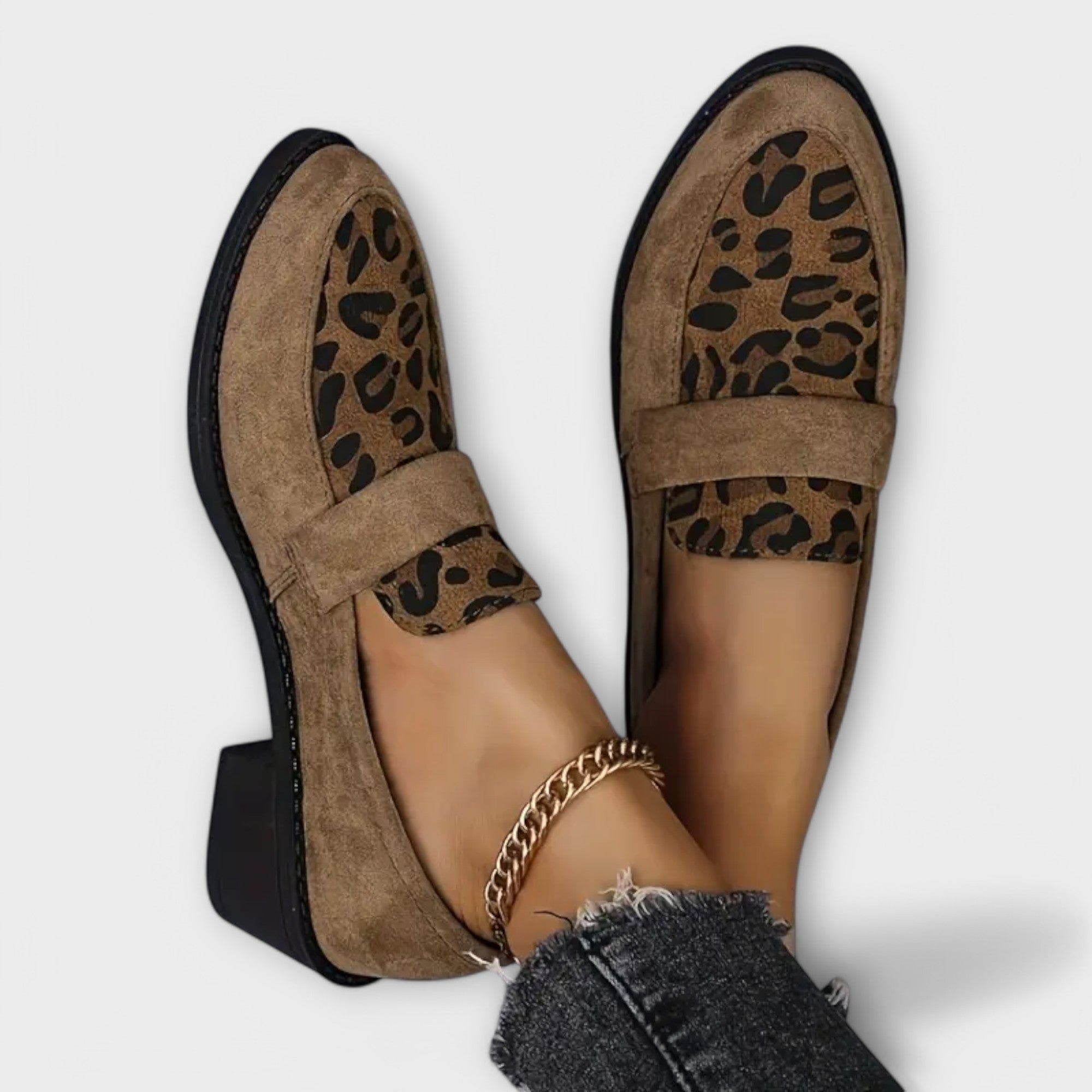 Aurora - Zapatos para mujer elegantes con estampado de leopardo - vittoria stile
