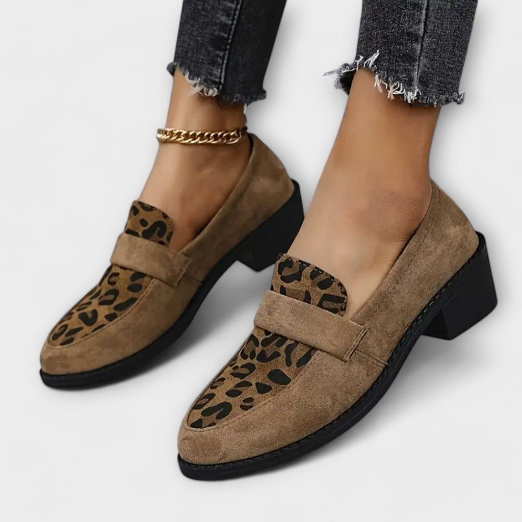 Aurora - Zapatos para mujer elegantes con estampado de leopardo - vittoria stile
