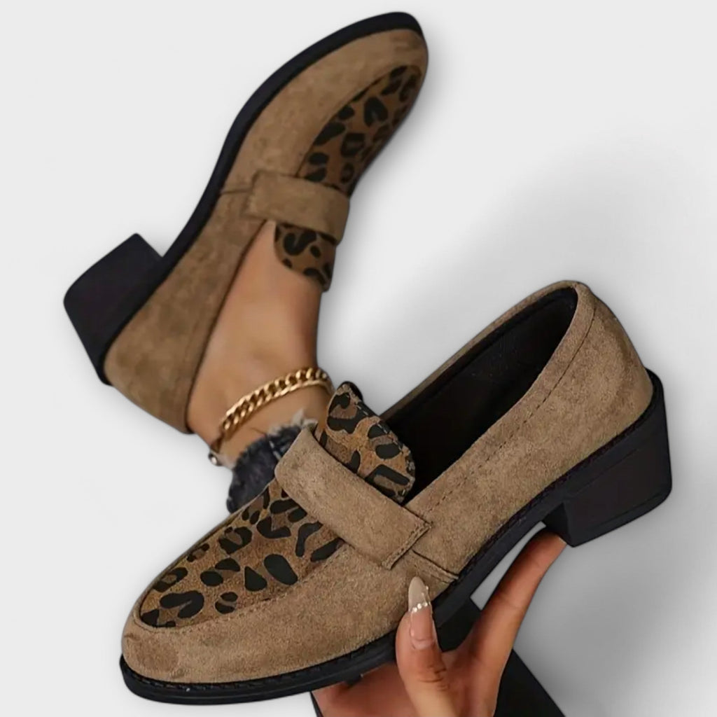 Aurora - Zapatos para mujer elegantes con estampado de leopardo - vittoria stile