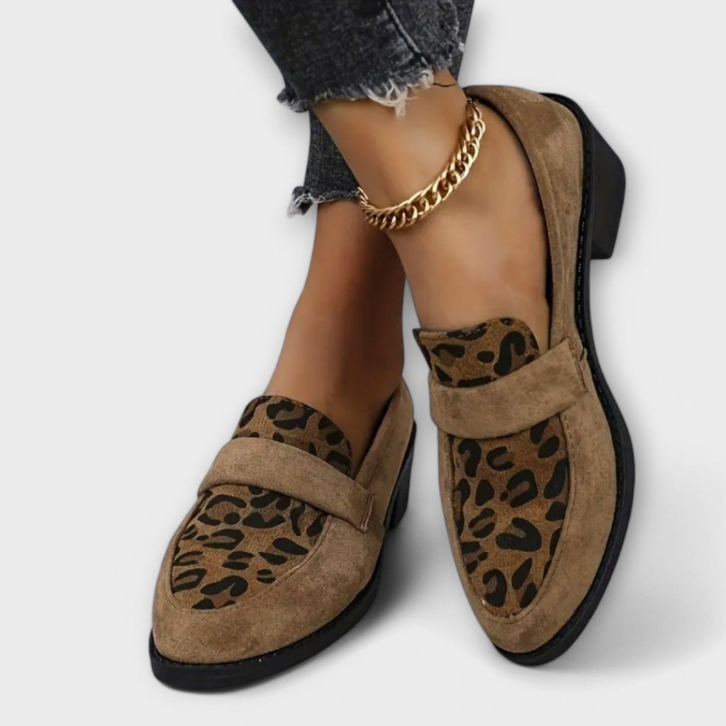 Aurora - Zapatos para mujer elegantes con estampado de leopardo - vittoria stile