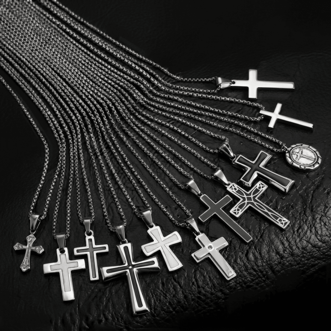 Colección Vittoria Fe — Collares de Cruz para Hombre - vittoria stile