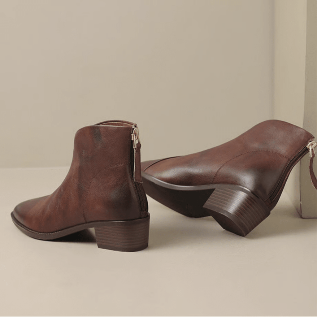EMERA™|STIVALETTI TACCO BASSO - vittoria stile
