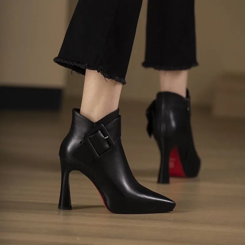 Giallina™ | Stivali con fibbia - vittoria stile