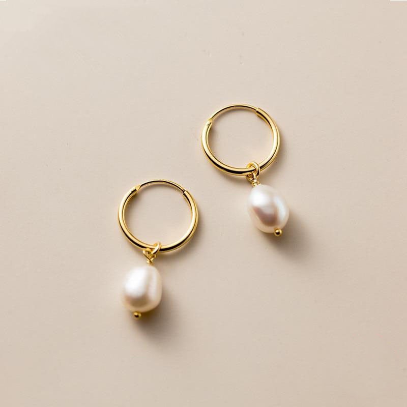 Pendientes de aro Bella con perlas de agua dulce - vittoria stile