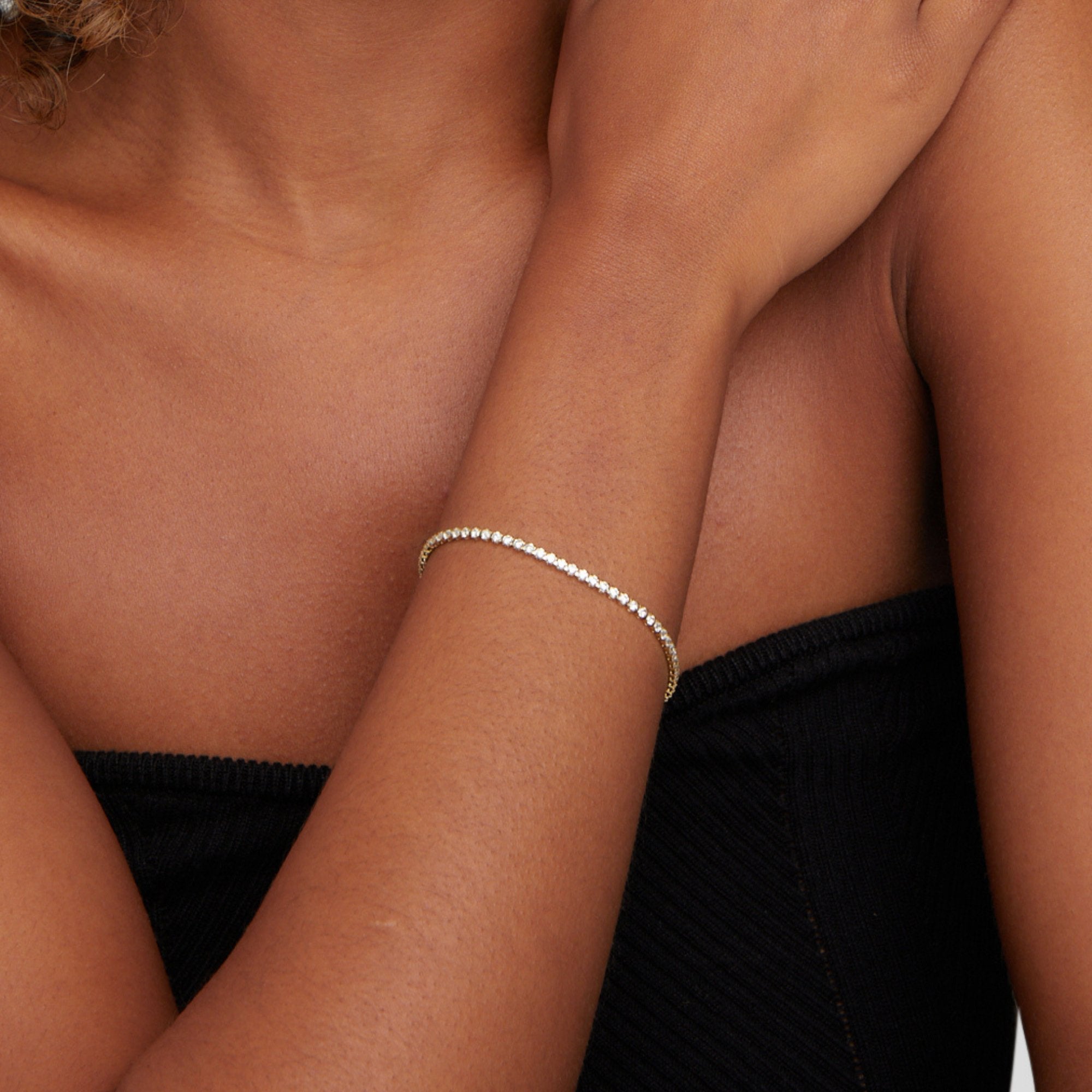 Pulsera de tenis dorada Cordelia - vittoria stile
